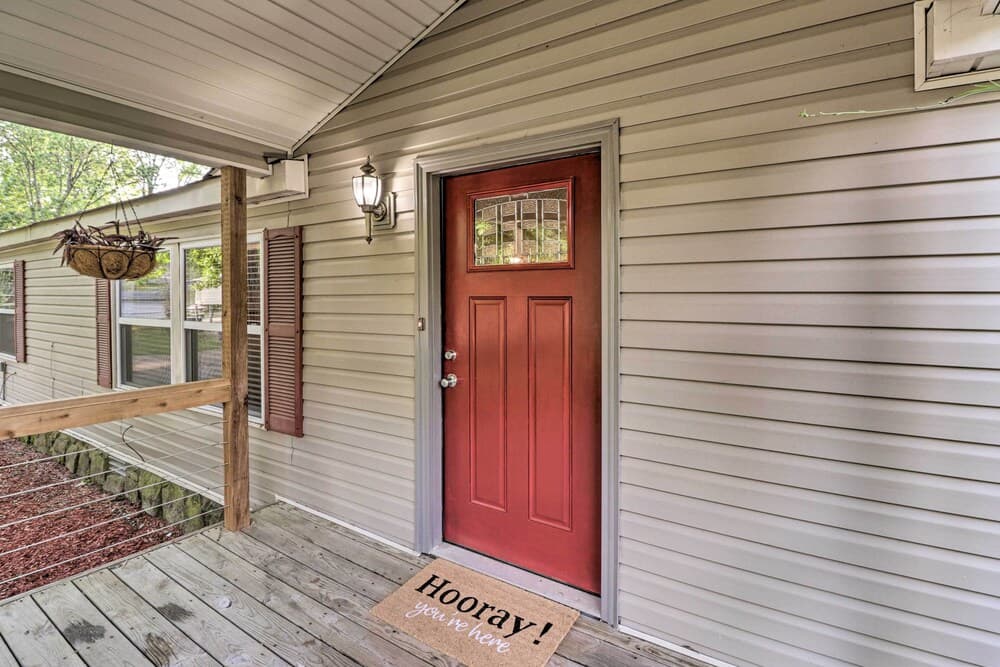 Lake Hamilton Home w/ Dock: 8 Mi to Hot Springs NP