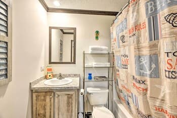 'pelican Place' Coastal Cottage Walk to Back Sound