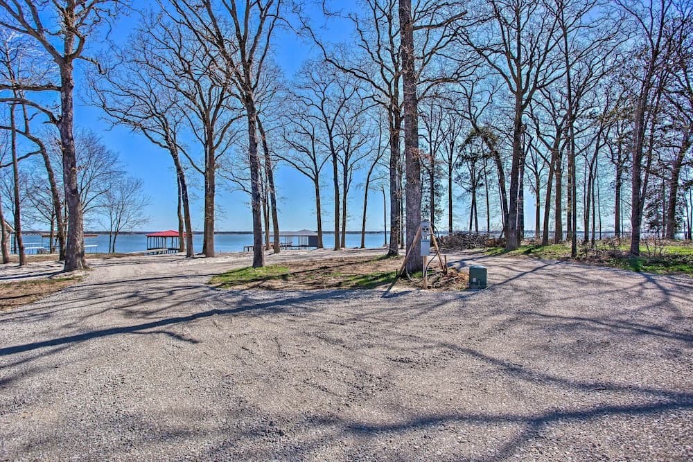 Game Room + Lake Tawakoni Access: Family Getaway!