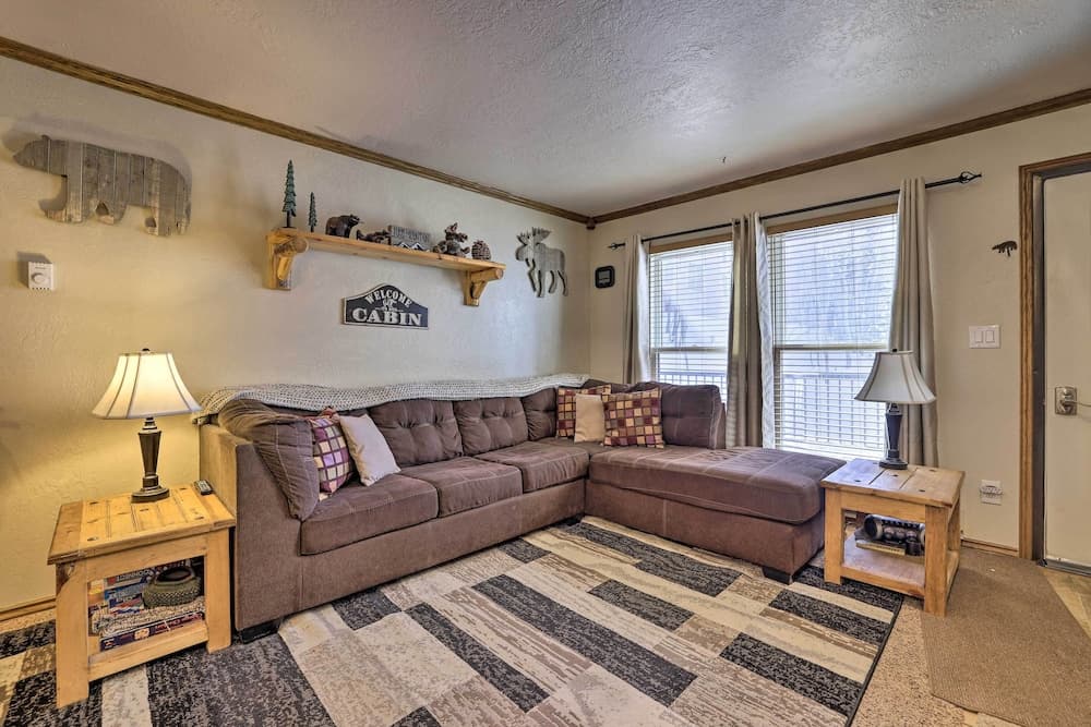 Brian Head Resort Condo - Near Skiing & Hiking!