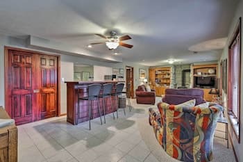 Charming Hideaway w/ Patio: 3 Mi to Kansas State!