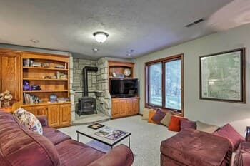 Charming Hideaway w/ Patio: 3 Mi to Kansas State!