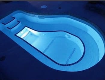 Whistler Village - Pool - Hot tub - Walk to Lifts