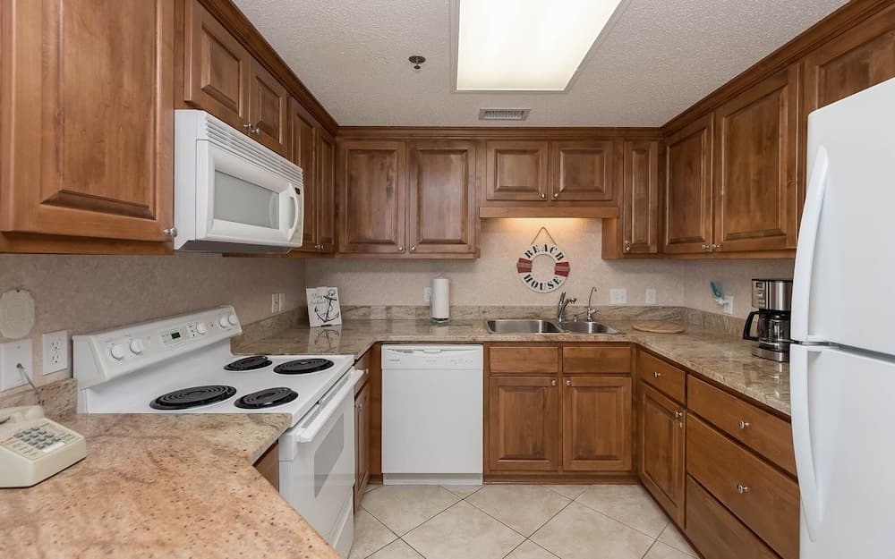 Phoenix Viii 81105 1 Bedroom Condo by Redawning