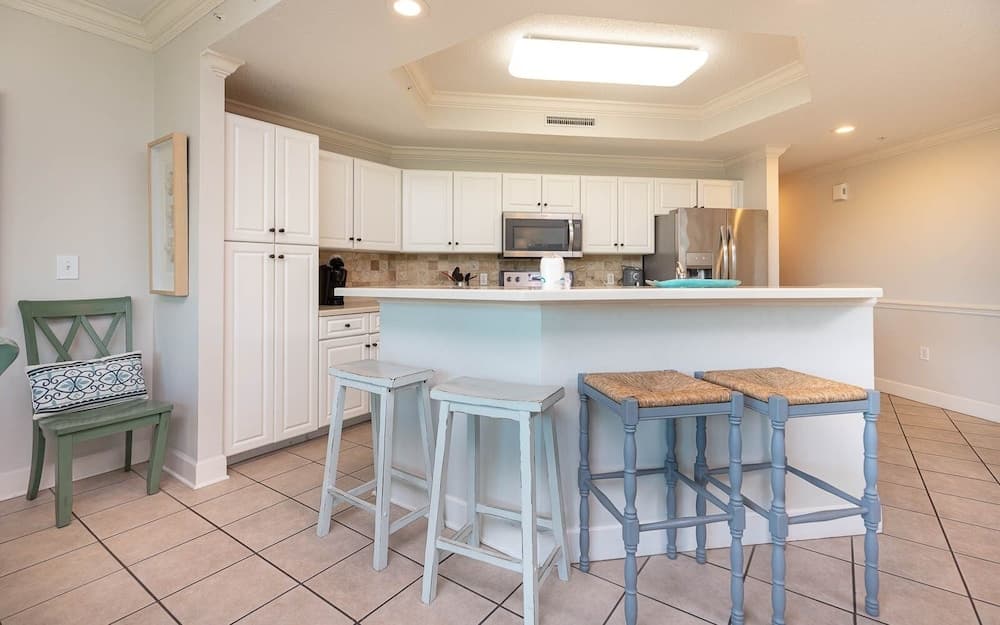 Phoenix On The Bay 1414 2 Bedroom Condo by Redawning