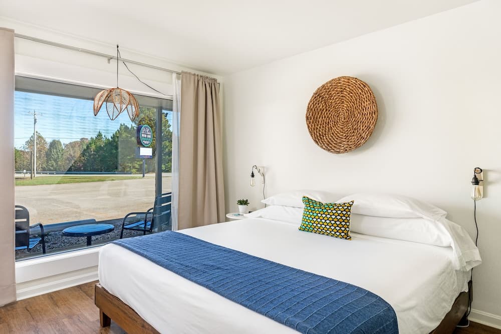 St. Clair Motor Lodge