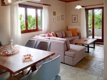 Eucalyptus Villa Agios Minas