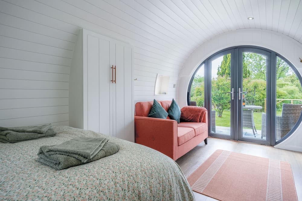 Woody's - 1 Bedroom Pod - Cold Inn