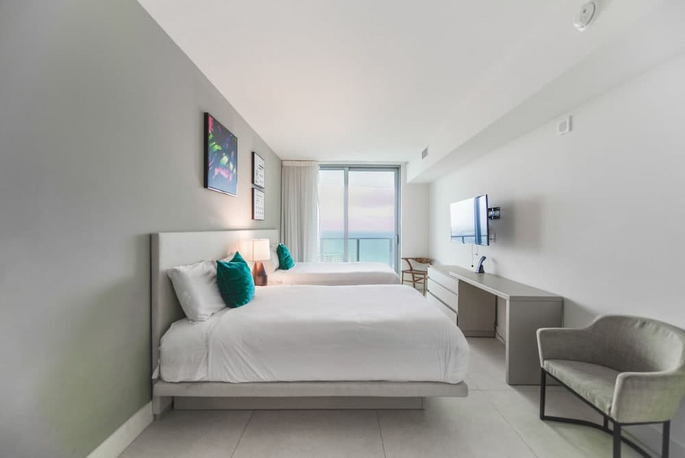 Luxury Beachfront Condo