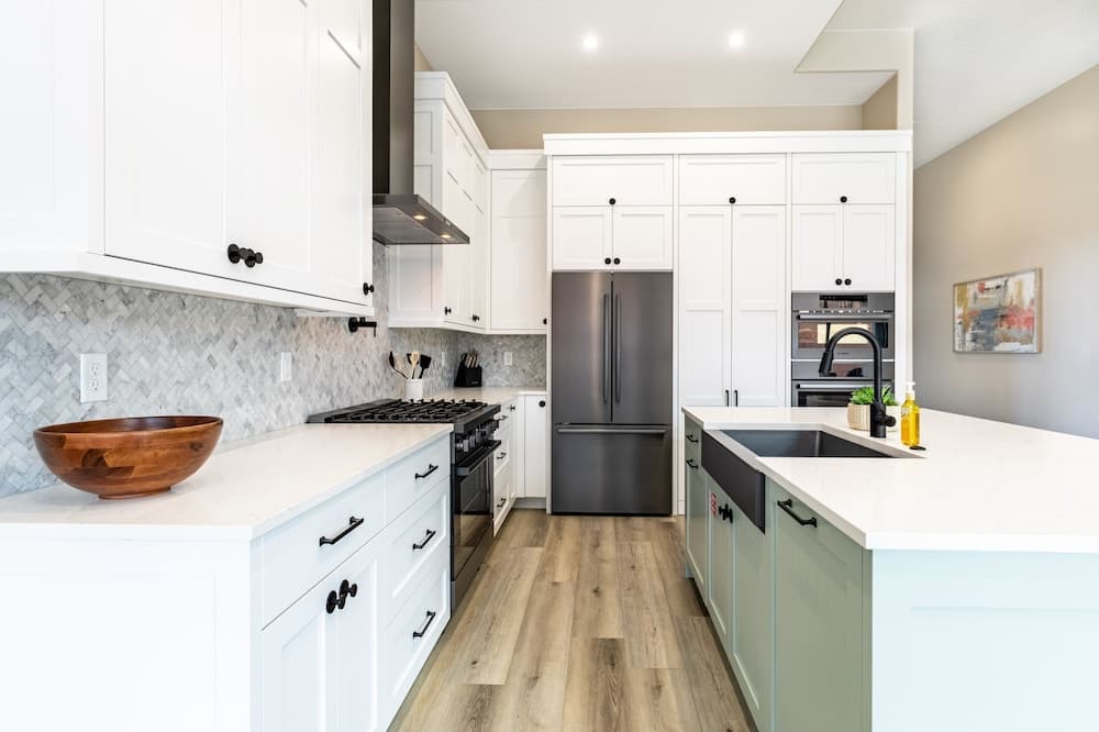 Sunshine Retreat 2 Bedroom Home by RedAwning