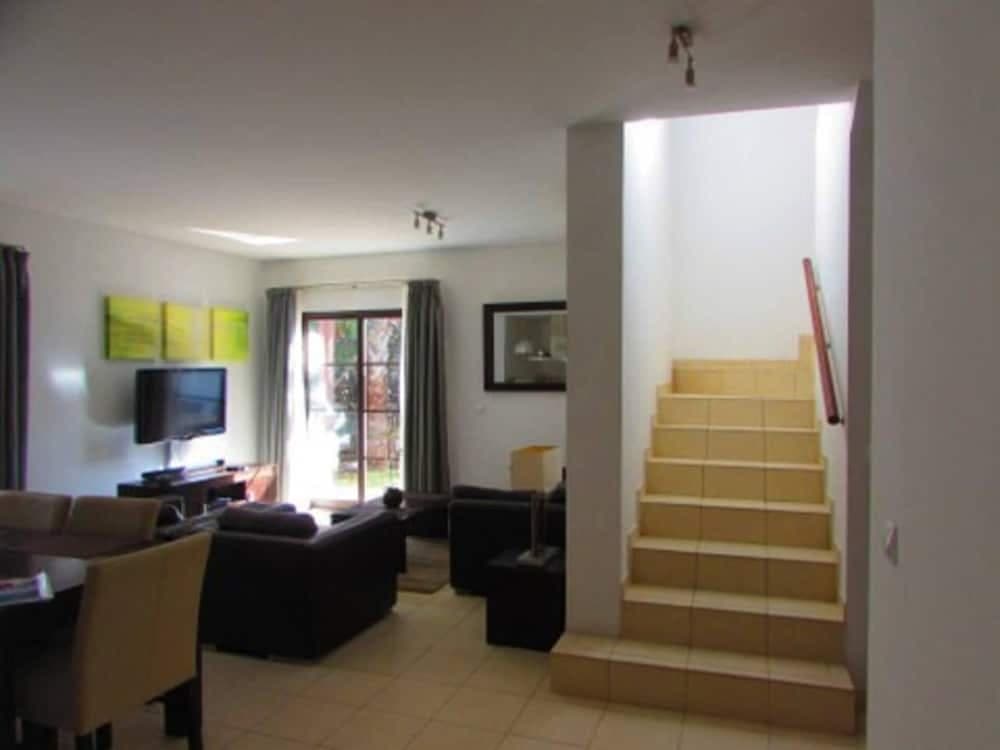 Gorgeous 3-bed Villa Tortuga Beach Resort