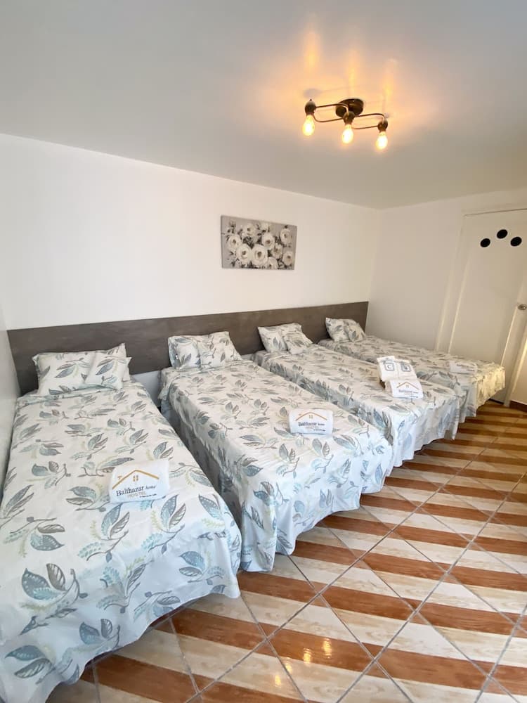CASA BALTHAZAR HOSTEL