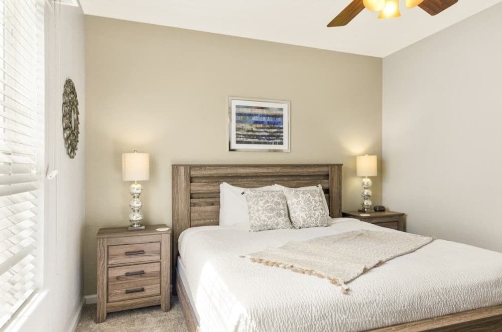 Vista Cay Luxury Secret 3 Bedroom Condo by RedAwning