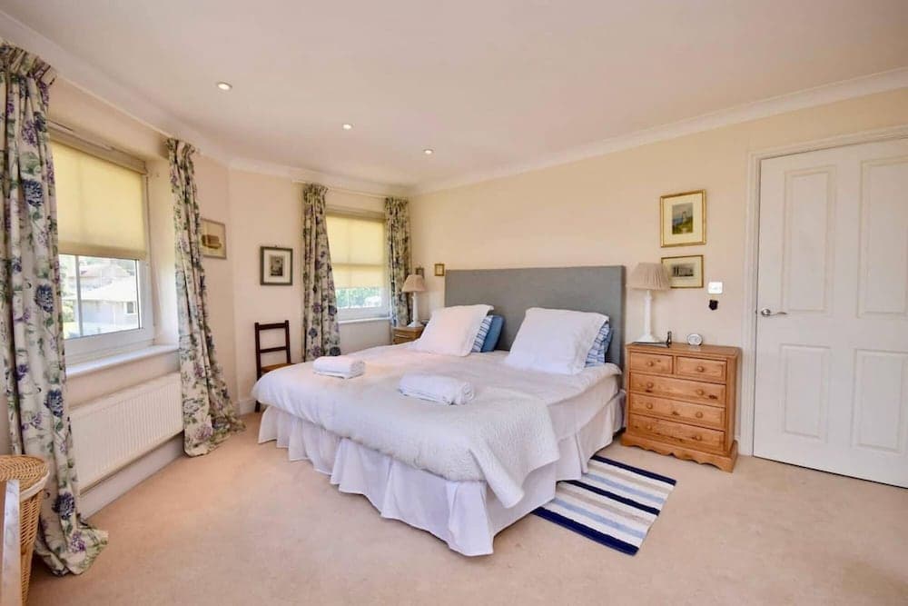 Solent Landing No 16 Beach Retreat