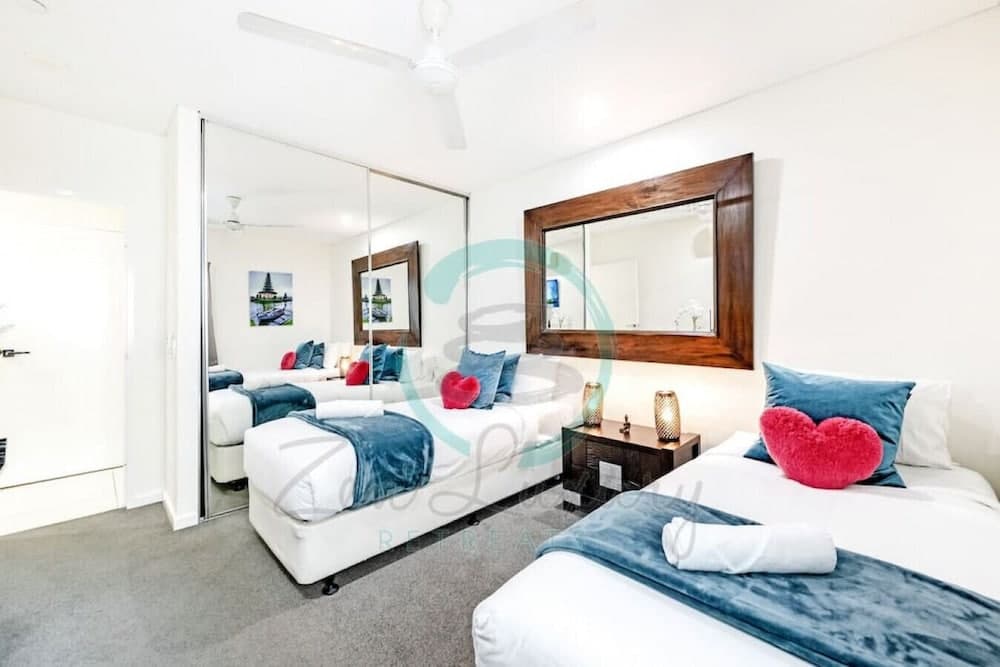 ZEN TREE BLOSSOM - 3BR Luxury Apartment