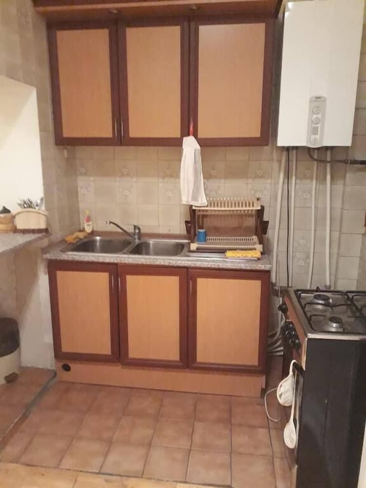 5-storey stone building