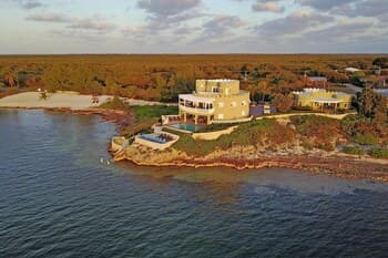 Cayman Castle & Guesthouse 7 Bedroom Home by Redawning