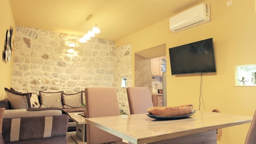 Chic and Elegant Flat Near Beach in Montenegro