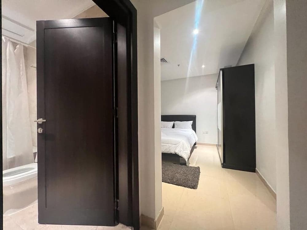 White luxury Suite hotel