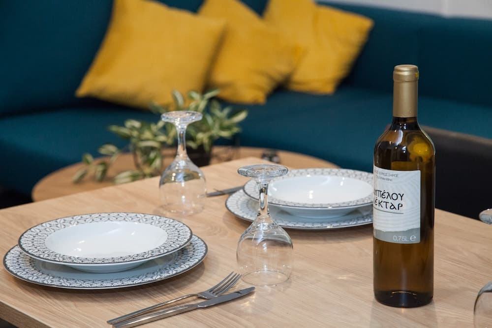 Elegant Urban Escape Apt in Kolonaki