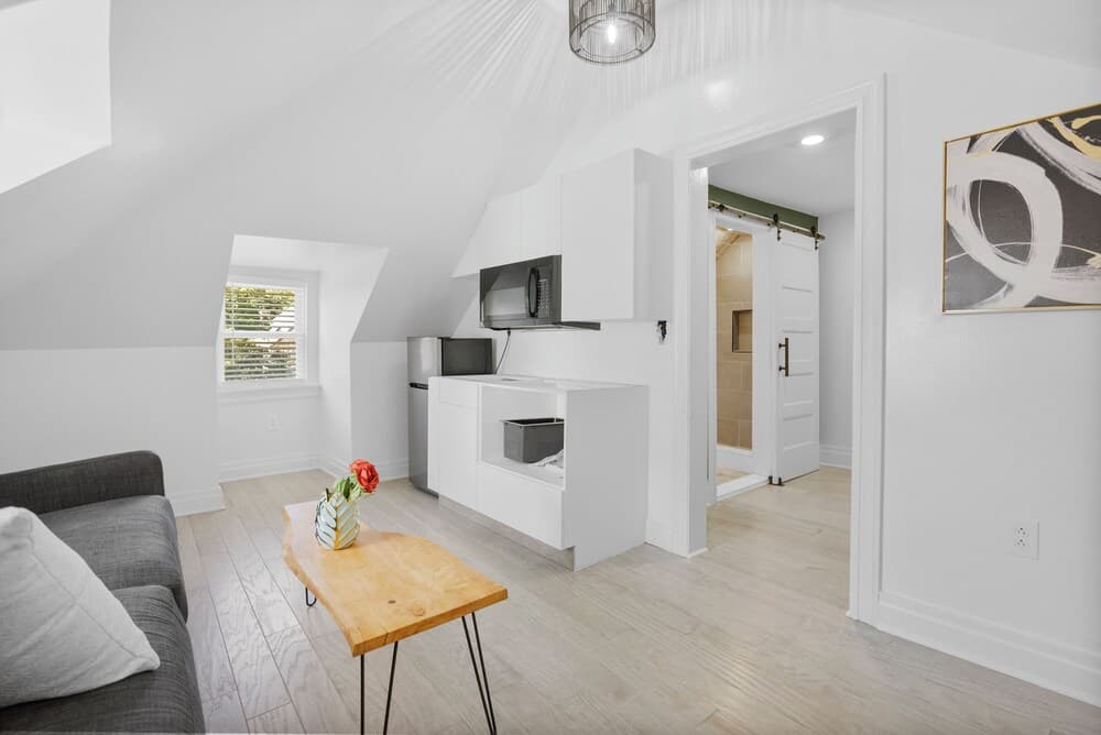 Cozy Comfortable and Quiet Suites FT