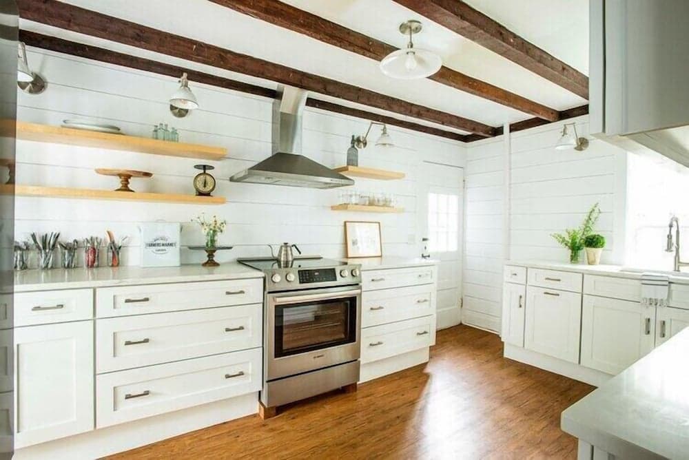 Deer Isle Farmhouse - New!