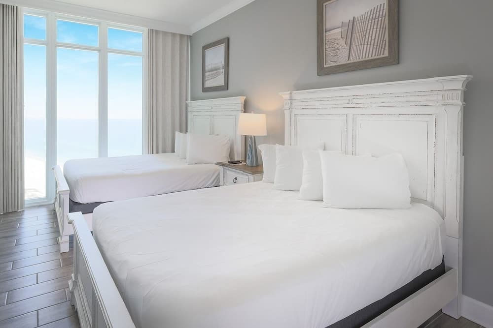 Phoenix Gulf Towers 1904 4 Bedroom Condo