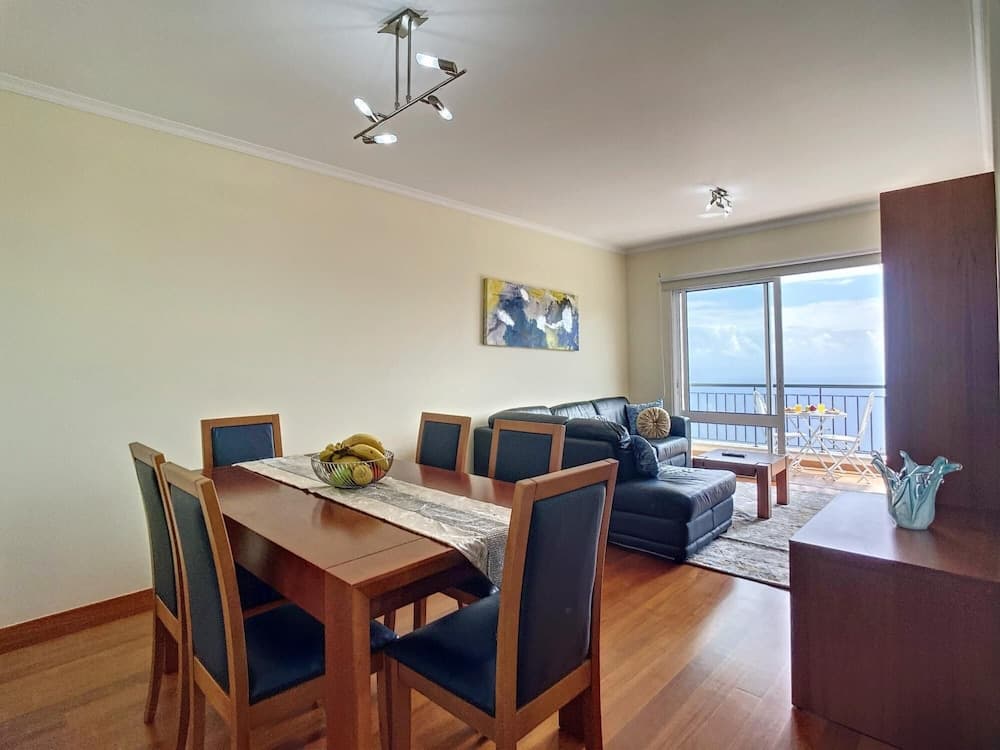 Sunset Horizon by Atlantic Holiday