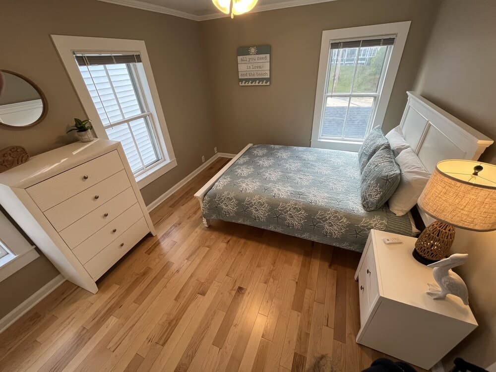 Cozy 3BR Beach House by the Sea