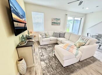 Bikinis & Margaritas