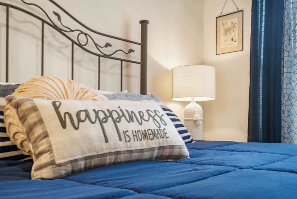 Kings Hideaway - Near DT!