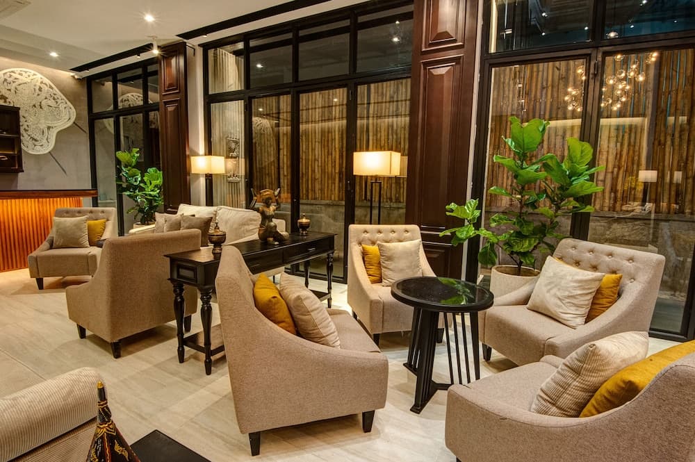 GLOW PARK HOTEL Grand Royal Palace