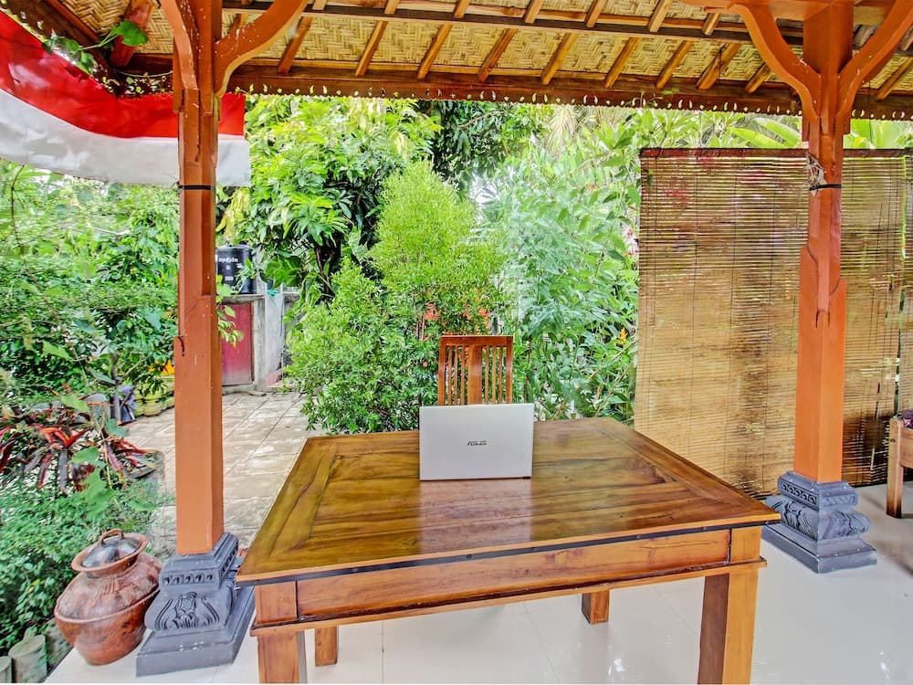 OYO 91965 Swan Homestay