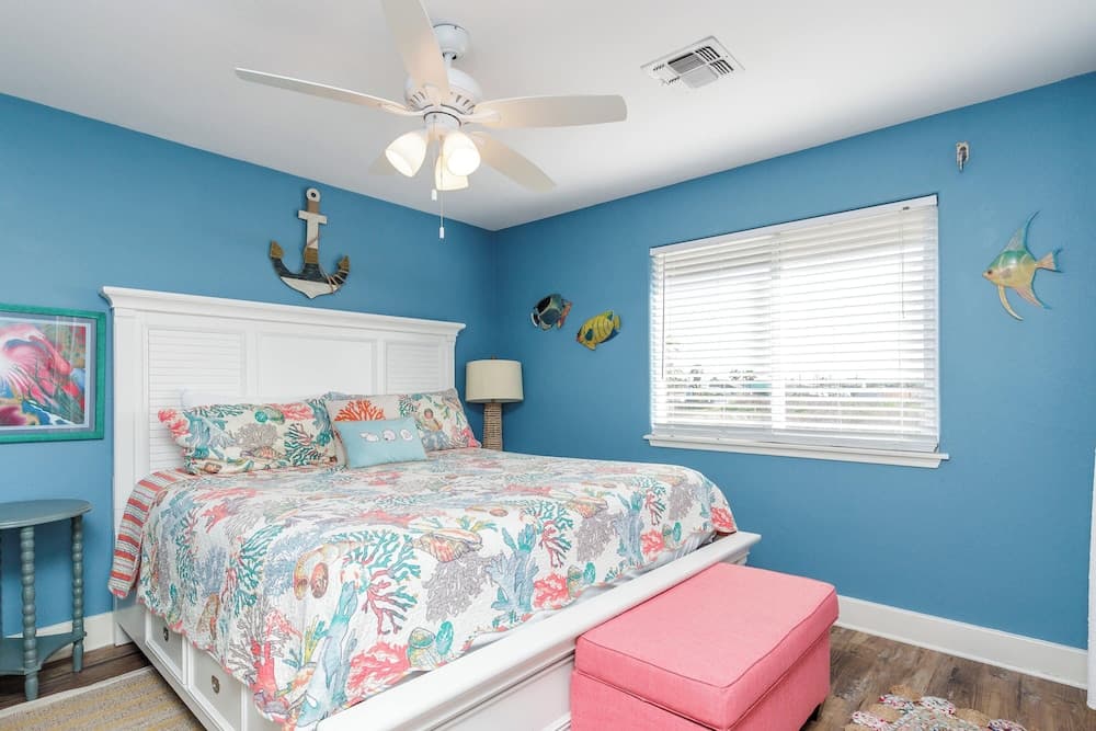 The Oasis Pet Friendly Optional Golf Cart