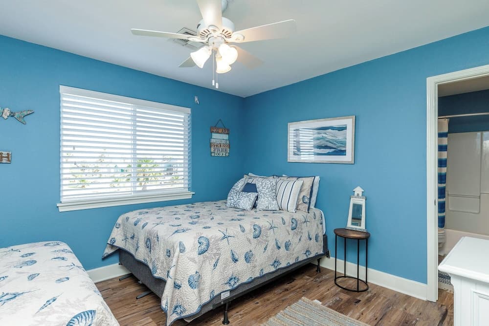 The Oasis Pet Friendly Optional Golf Cart