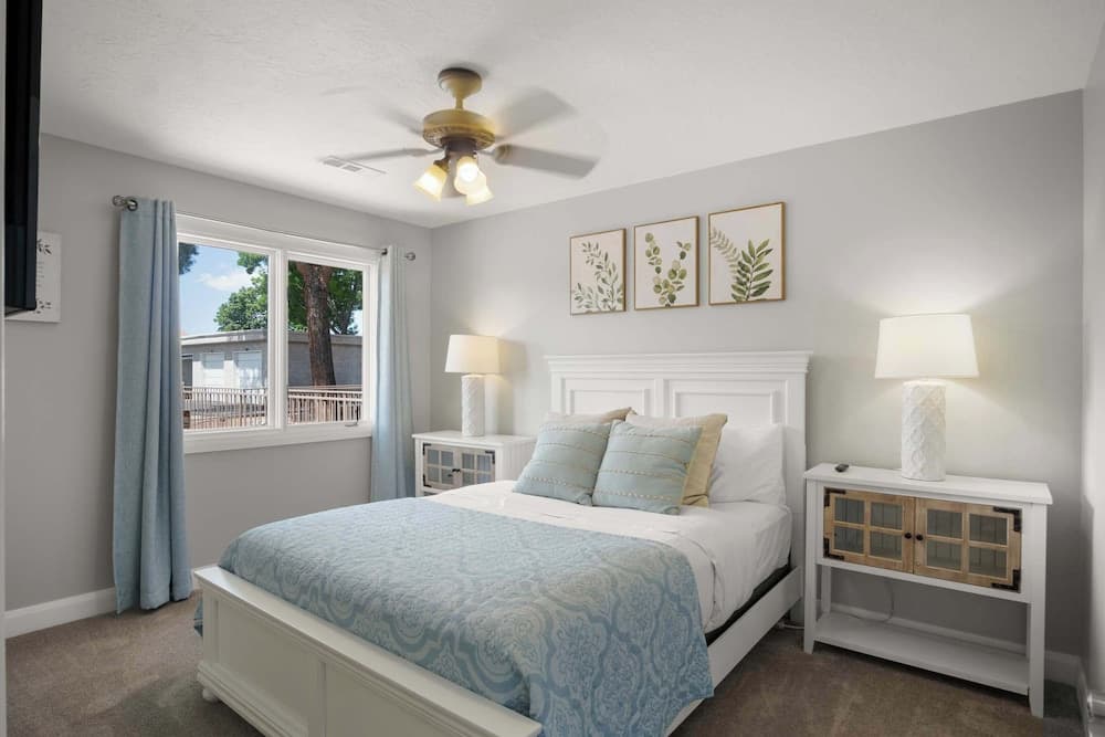 Gorgeous Views & Fun for the Entire Family!