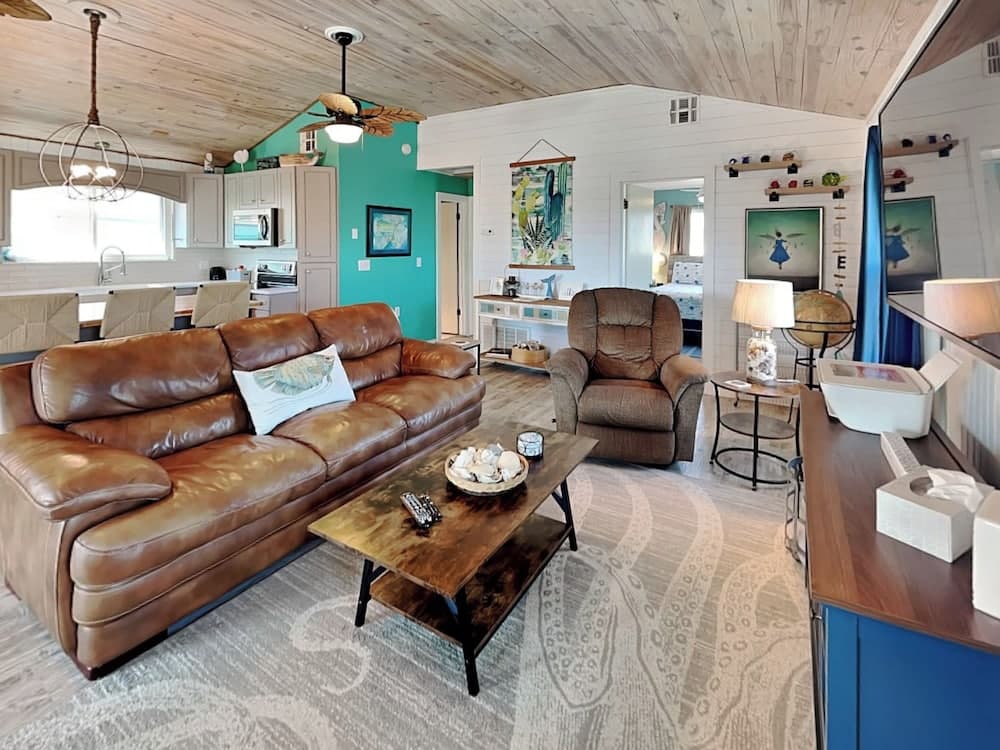 Sand Piper by Miss Kitty’s