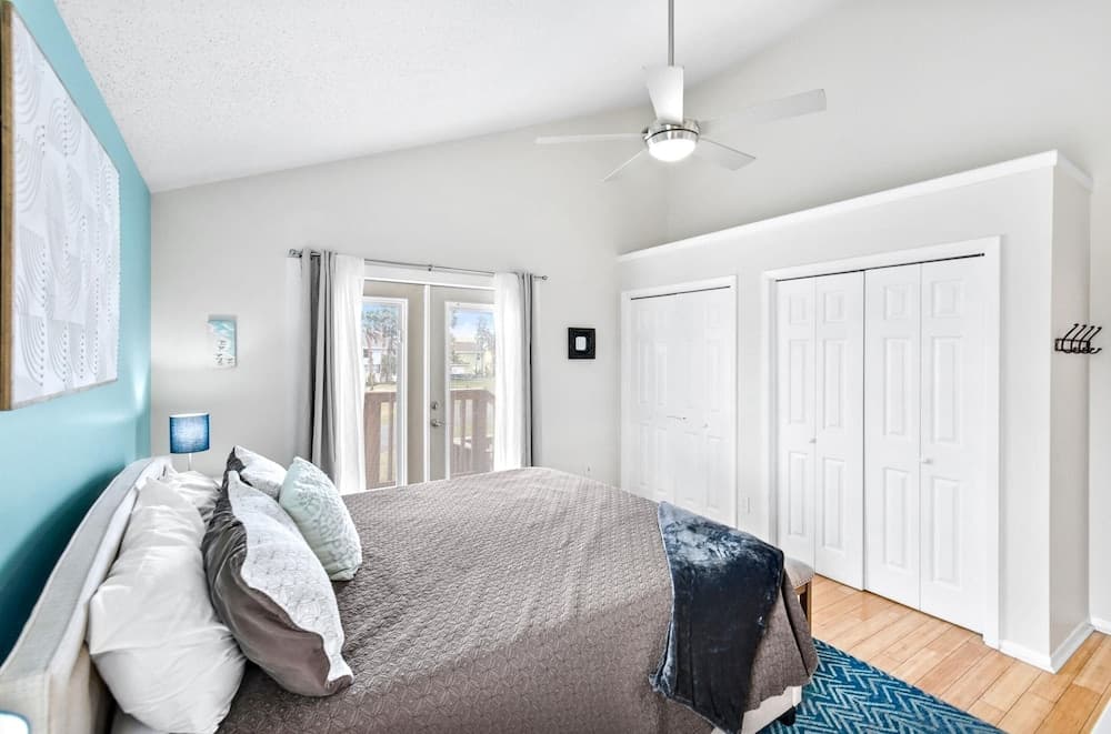 The Salty Sandpiper by Silver Sands Vacation Rentals