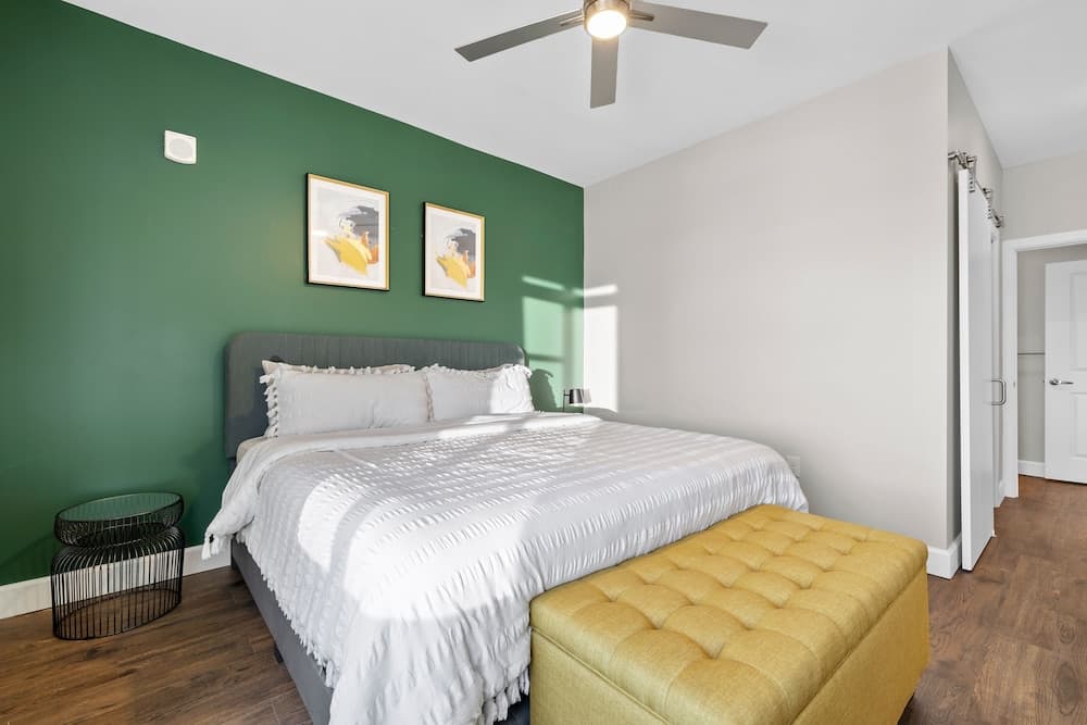 The Bel Air Suite Penthouse The Gulch