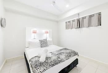 ZEN OCEAN MEADOWS - 2BR Sea View Apt