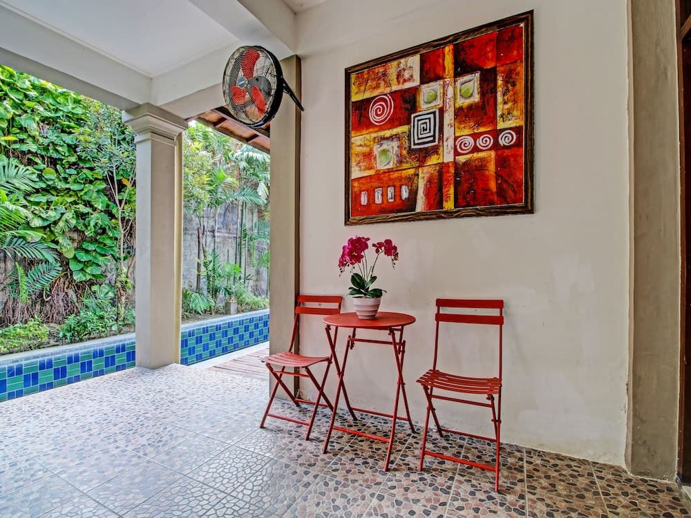 OYO 91300 Sunny Side Villa