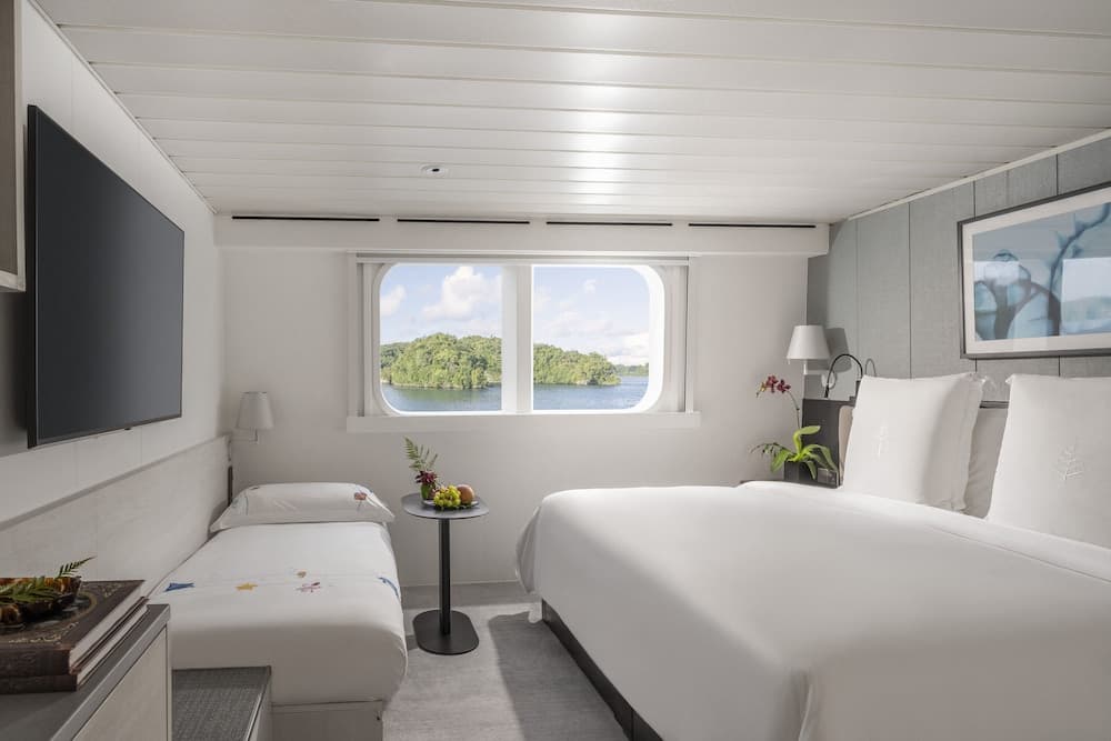 Four Seasons Explorer, Palau - Cruising Resort