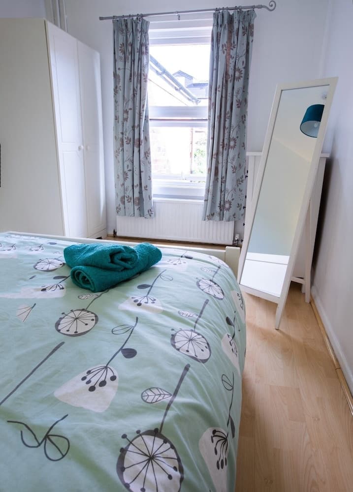 Gorgeous 3-bedroom Cottage by the River in Reading