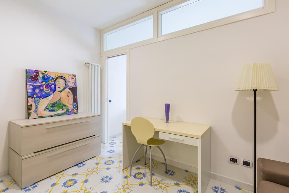 Jude s Roof at Chiaia