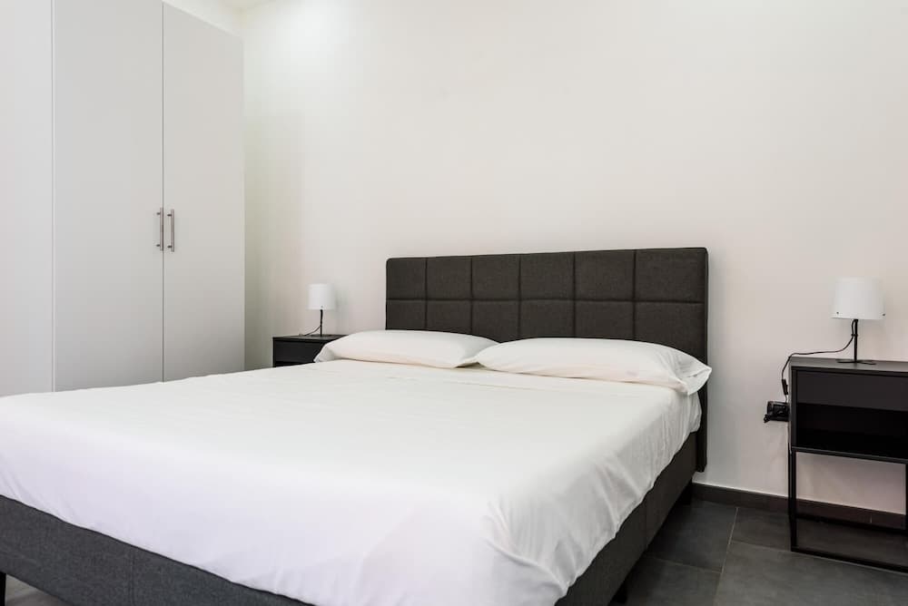 Via Niccol Tommaseo 4 - Appartamento 6