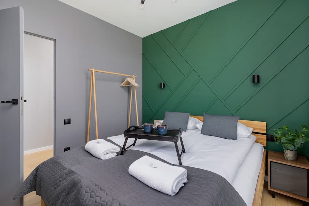 Chełmońskiego by Renters Prestige