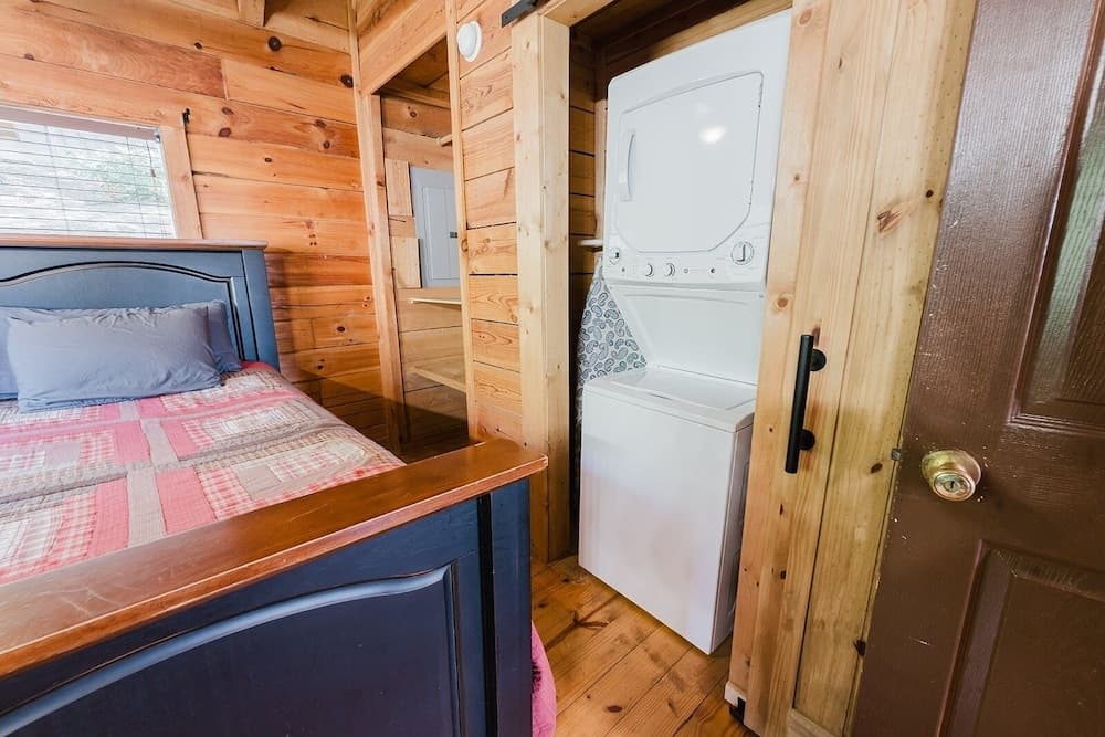 Budro's Bungalow 2 Bedroom Cabin by RedAwning