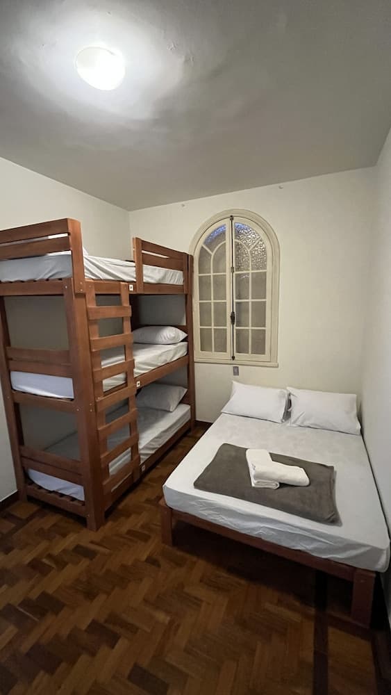 Nuh Hostel - Lourdes