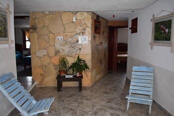 MONAD Bed and breakfast