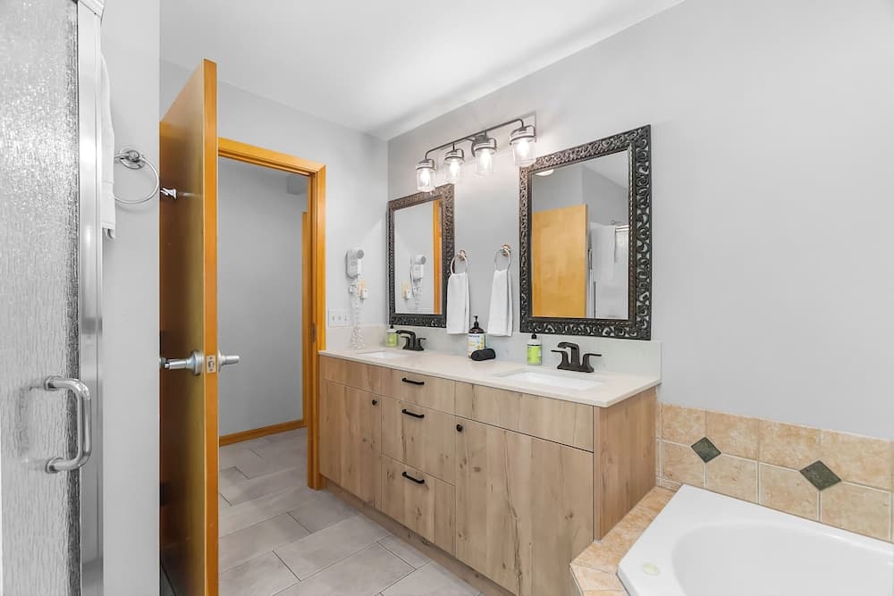 Snowstorm Studio on Icicle Village